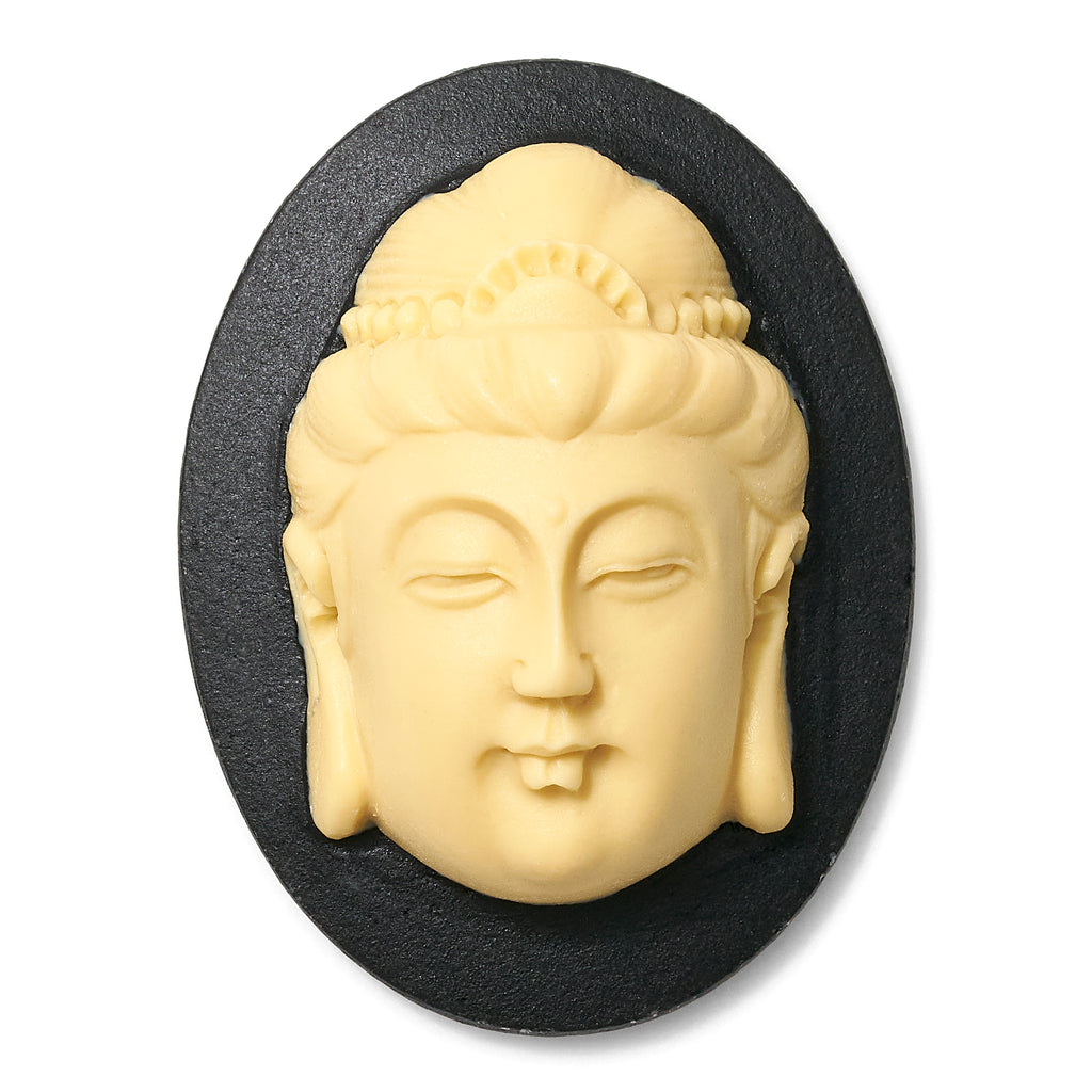 Grande Cameo Pearls Necklace