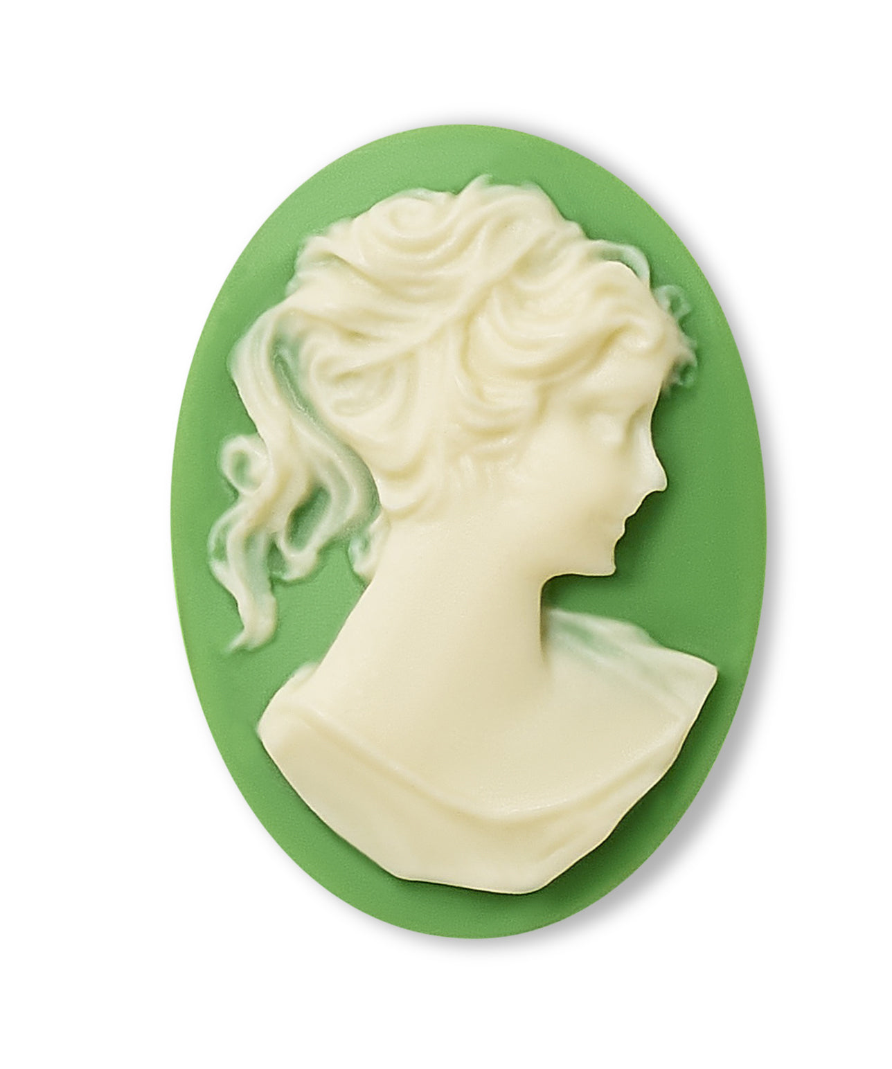 Classic Cameo Pendant Necklace