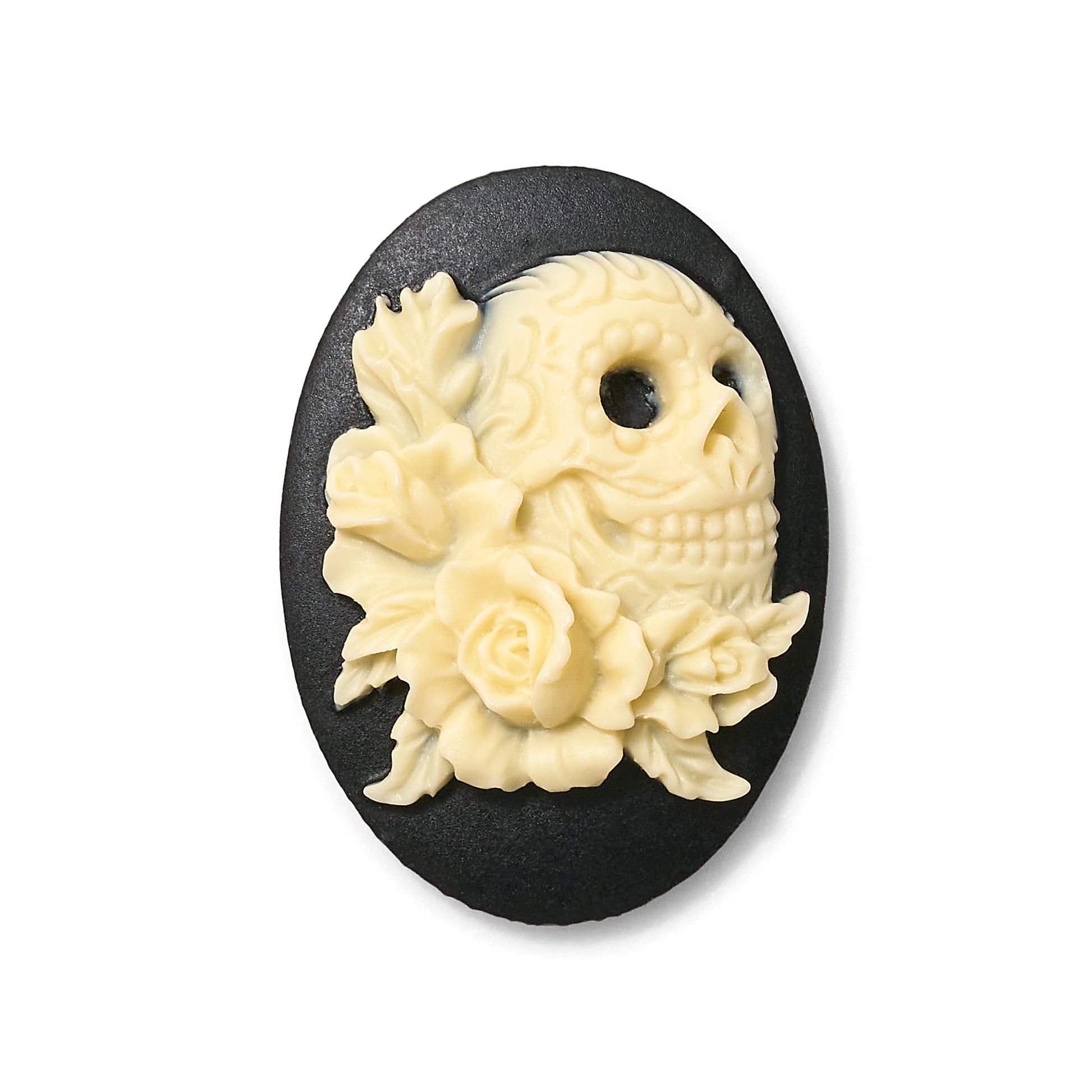 Classic Cameo Pendant Necklace