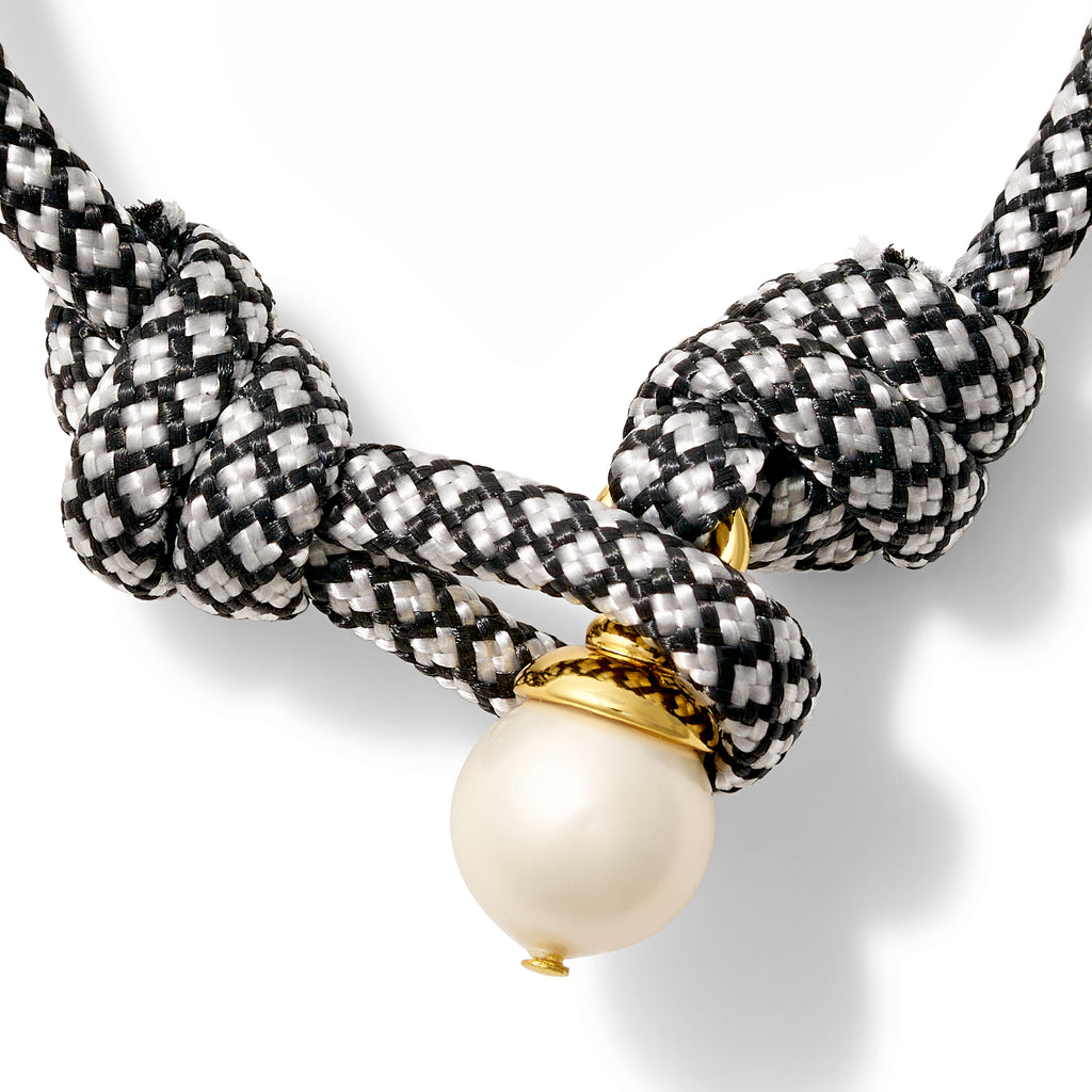 The Paracord + Pearl Bracelet